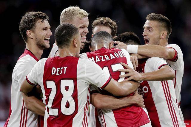 小瓦格纳35分魔术险胜76人 老鹰终结雄鹿7连胜