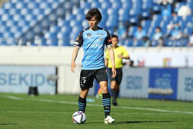 琼斯34+13+10新疆不敌深圳 沈梓捷12+8+5帽